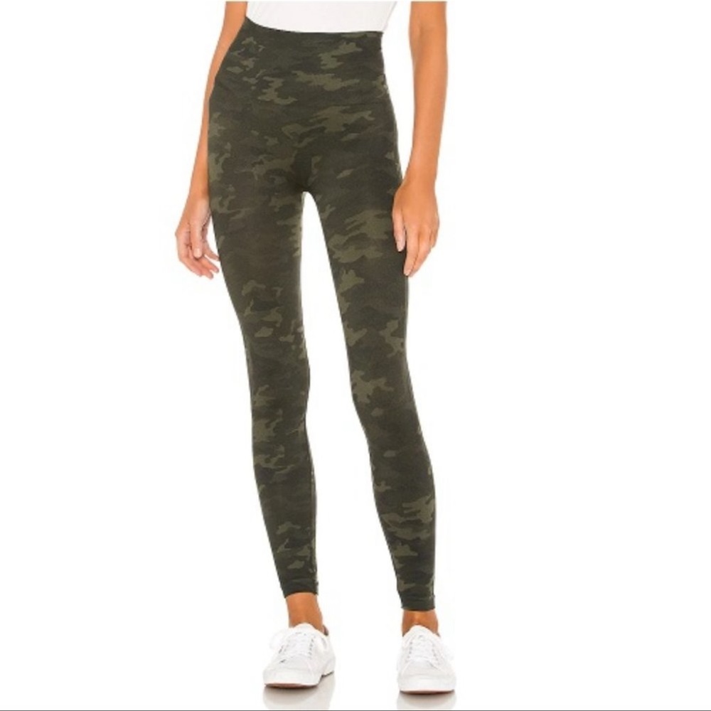 SPANX Camo Look at me Now Leggings